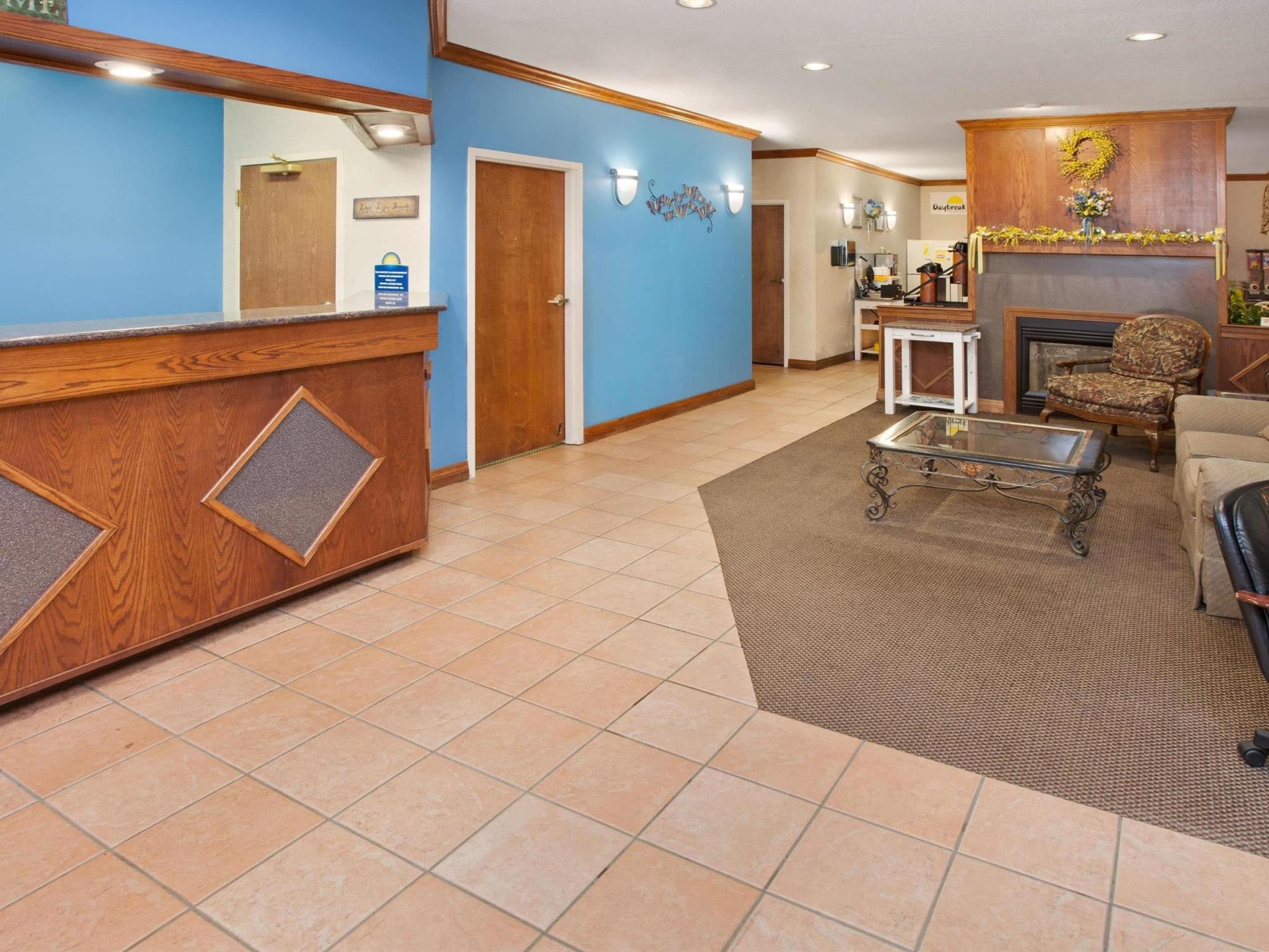 Days Inn & Suites By Wyndham Kokomo Exteriör bild