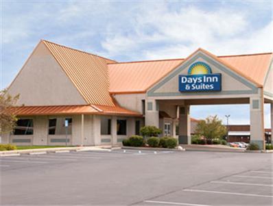 Days Inn & Suites By Wyndham Kokomo Exteriör bild